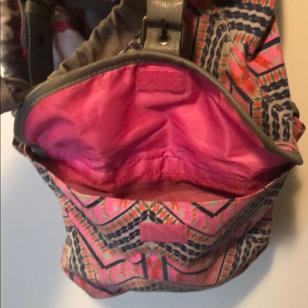 Fun backpack! - Picture 5 of 7